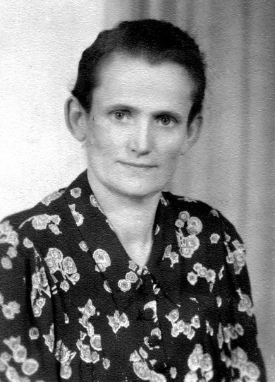 Alma Böhme geborene Naupold * 01.12.1899 † 1982 Ehefrau von Emil Böhme 