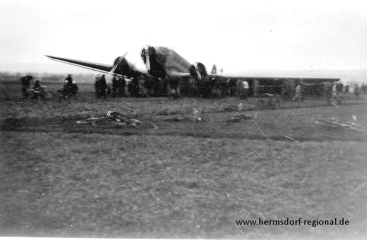 Notlandung eine JU 52 in Hermsdorf im Mai 1935