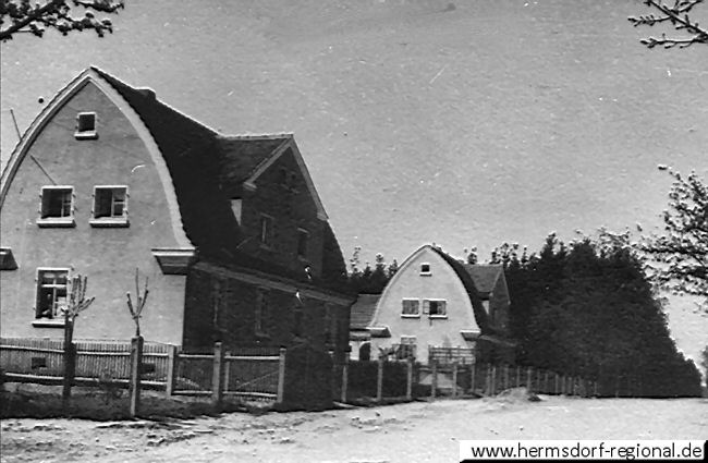 Häuser der "Bausi" - heute Naumburger Straße - Ecke Beethoven Straße und Werner-Seelenbinder-Straße. 