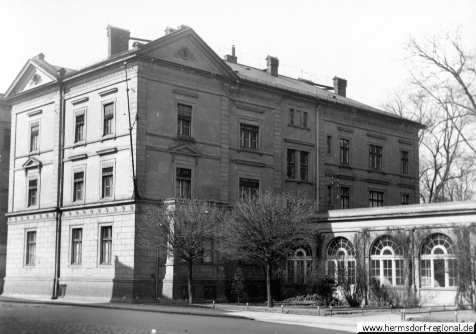 Haus in Kreuzburg, an dieser Stelle stand das erste Speer - Haus (erbaut 1740, im Familienbesitz 1772 bis 1821, abgebrochen 1870).