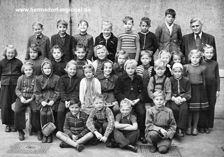 Klassenjahrgang 1953 - 1963 Foto aus dem Schuljahr 1954 / 1955.
