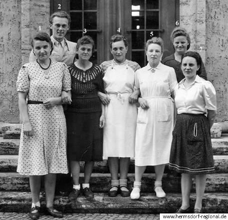 Kollegium der Friedensschule (Ferienerholung Personal) Foto: 1949