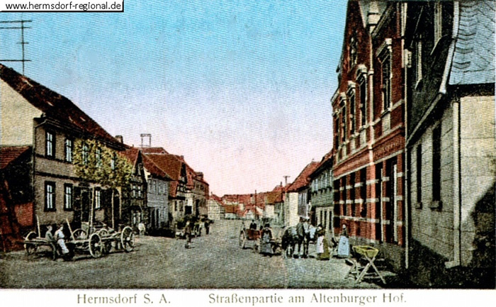 Altenburger Hof (rechts das rote Haus) um 1912