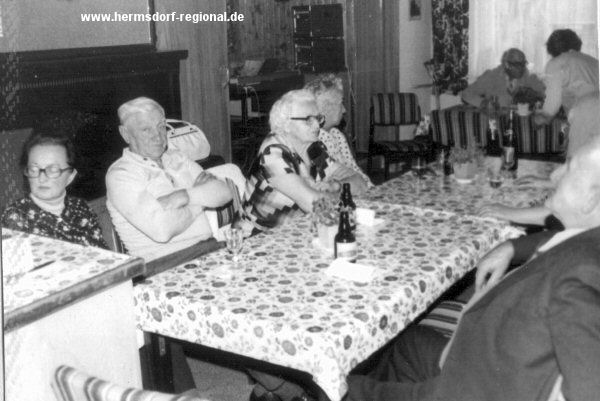 Von links: Frau Rosenkranz, Oswald Keutsch, Agnes Keutsch 