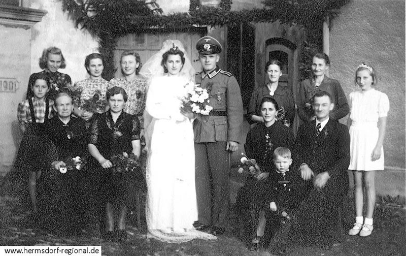 Hochzeit von Werner Remme und Eugenie geb. Weißflog aus Weißenborn am 22.09.1943 
