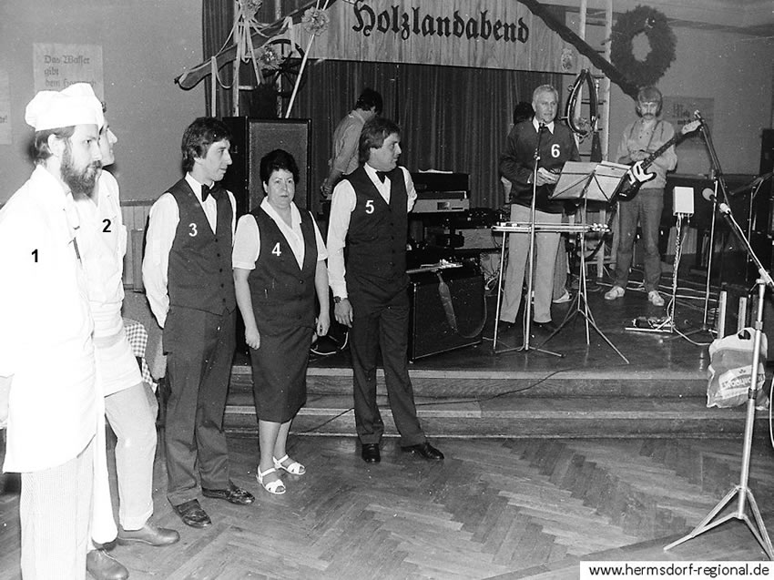 Im Jahr 1984 übernahm das Personal des "Kulturhauskeller" die Versorgungeines Holzlandabends im Kulturhaussaal.