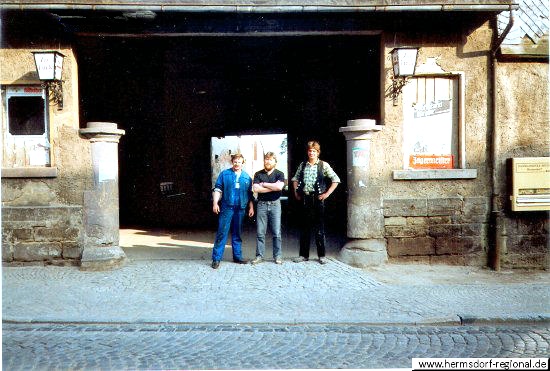 1993 - die Umbau- / Sanierungsarbeiten beginnen. 