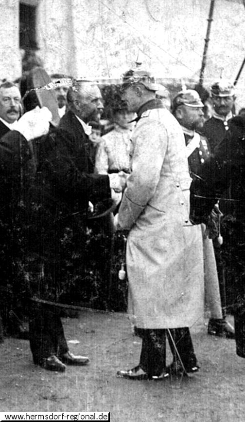 November 1910 Herzog Ernst I. von Sachsen Altenburg wird von Pfarrer Müller begrüßt.