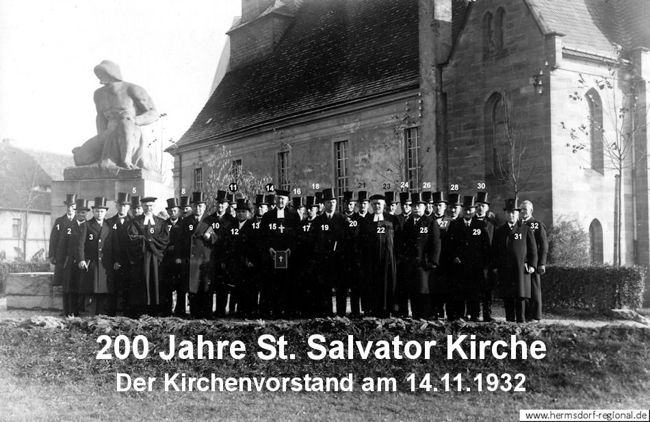 Am 14.11.1932 wurde das Jubiläum der 200jährigen Kirchengeschichte gefeiert. Das Foto oben zeigt den damaligen Kirchenvorstand von Hermsdorf. 