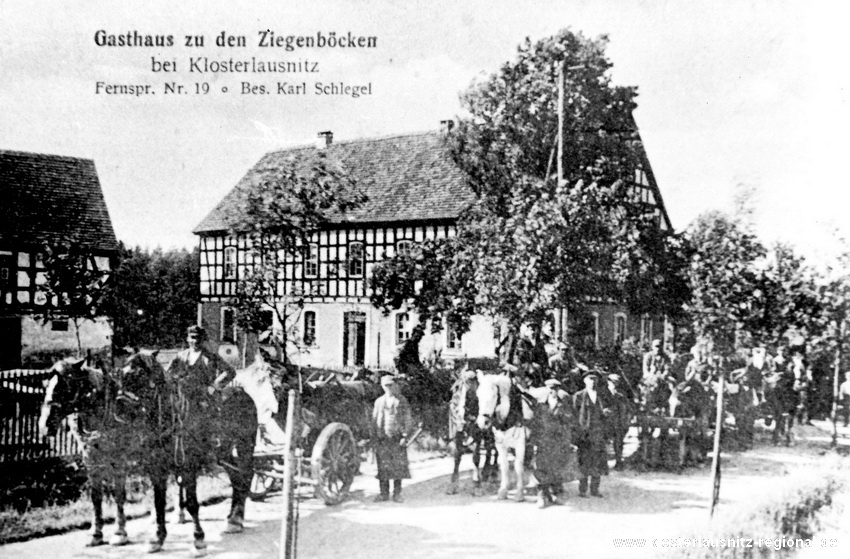 Um 1920 – Hermsdorfer Fuhrleute beim Maibaum holen. Ganz links auf dem Pferd Hermann Martin „Dorls Martin“