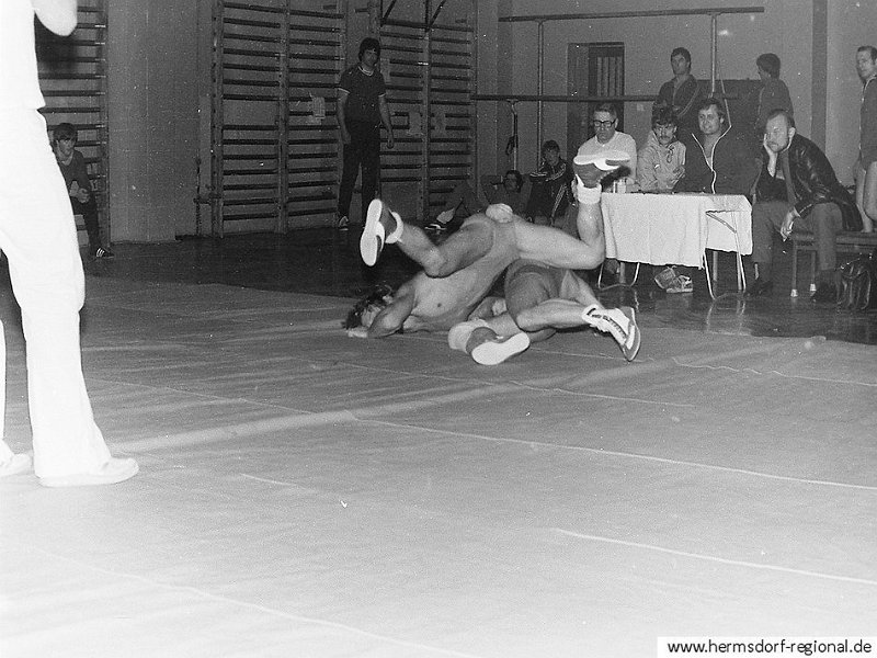 1983-11-00_Wettkampf-Ringer_17