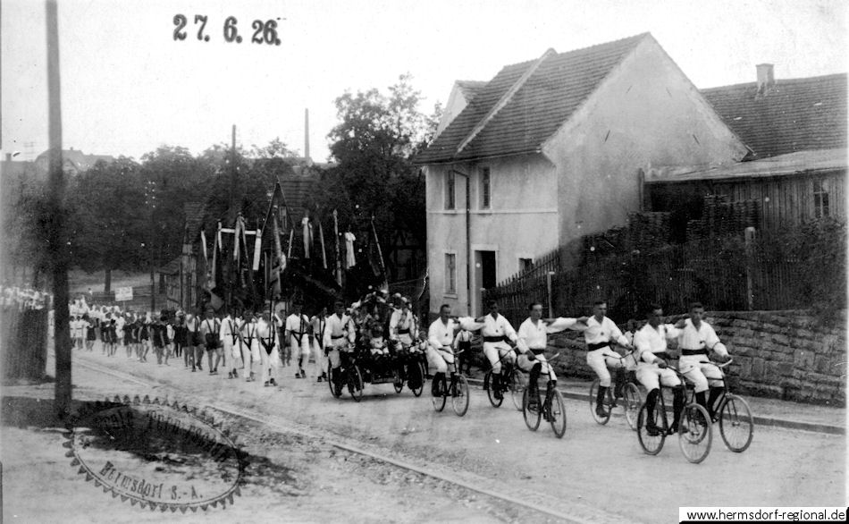 10.07.1926 - Reichenbacher Straße - Alter Markt (Sportplatzeröffnung)