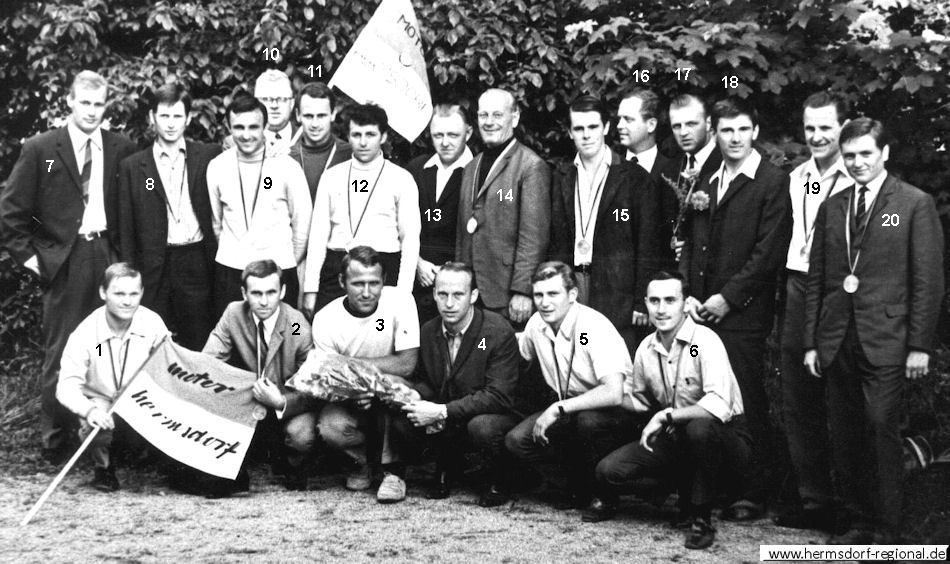 1968 / 1969 - Der Aufstieg in die DDR-Liega ist geschaft. Die Siegermannschaft der BSG Motor Hermsdorf 