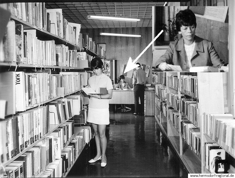 Leiterin der Bibliothek Inge Schwarz - hier noch im Kulturhaus "Völkerfreundschaft".
