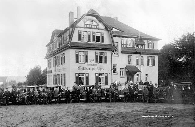 Treffen von Mitgliedern der Kraffahrer-Vereinigung "Holzland", Hermsdorf Klosterlausnitz vor der Köppe zu Pfingsten 1926. 